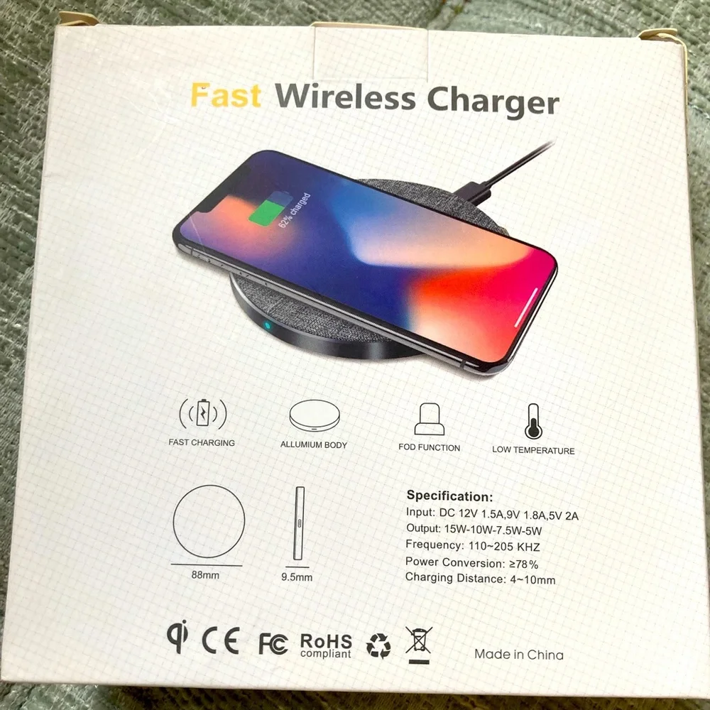 NWT Green & Brown Wood Cordless Charger | Fast Wireless Charger